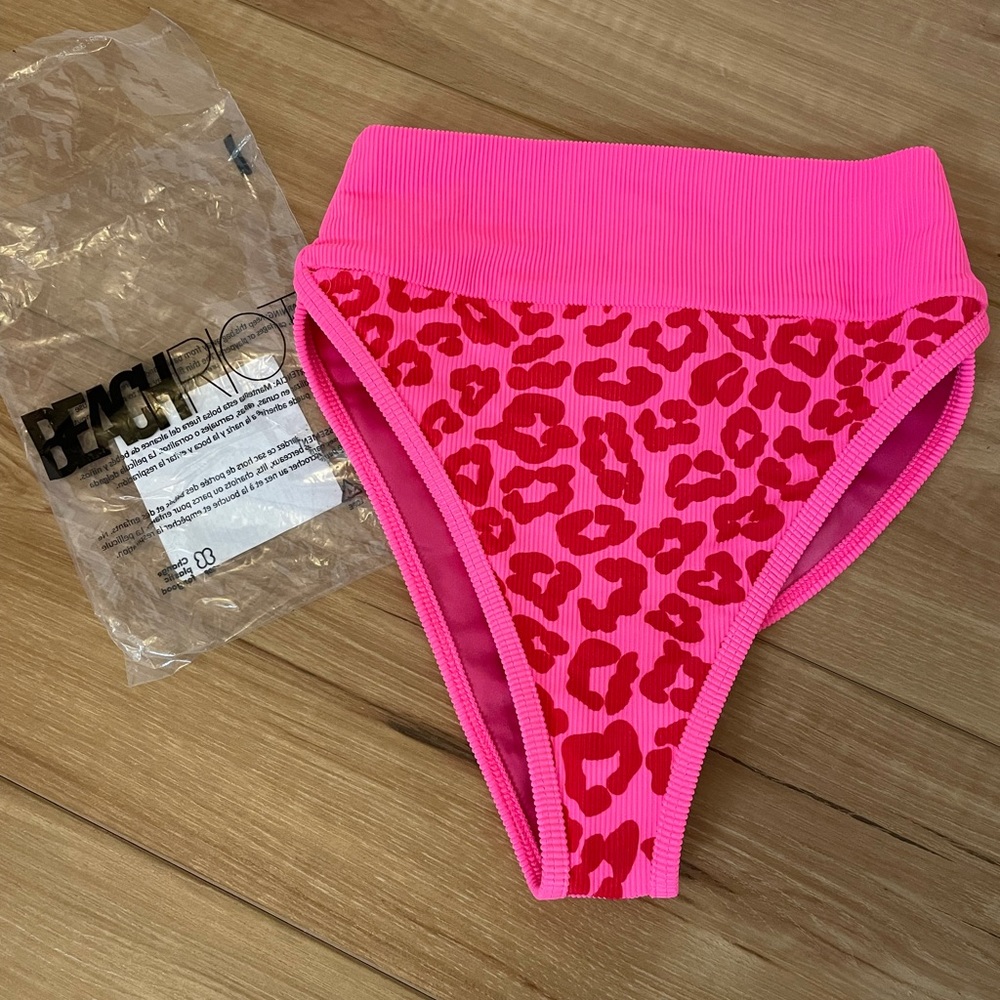 Beach Riot Emmy Bikini Bottom HighRise Red Leopard - Picture 6 of 6